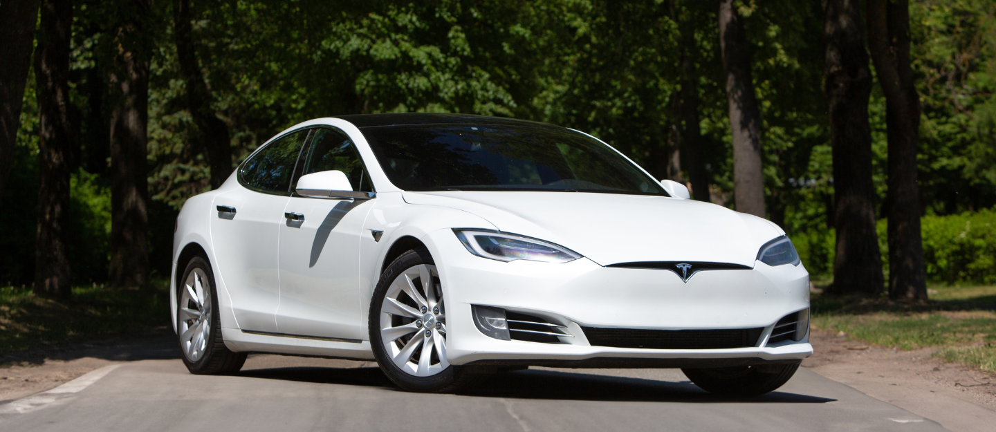 white cars’ popularity in the UAE