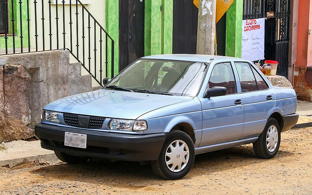 نيسان سنترا من الجيل الرابع