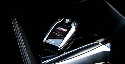 Discover the hidden potential of your BMW key fob