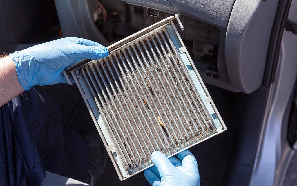 clogged air filter can be one of the reasons why burning smell is coming from a car heater
