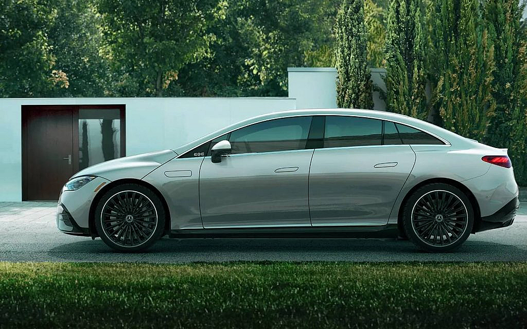 overview of Mercedes-Benz advanced security with Guard 360