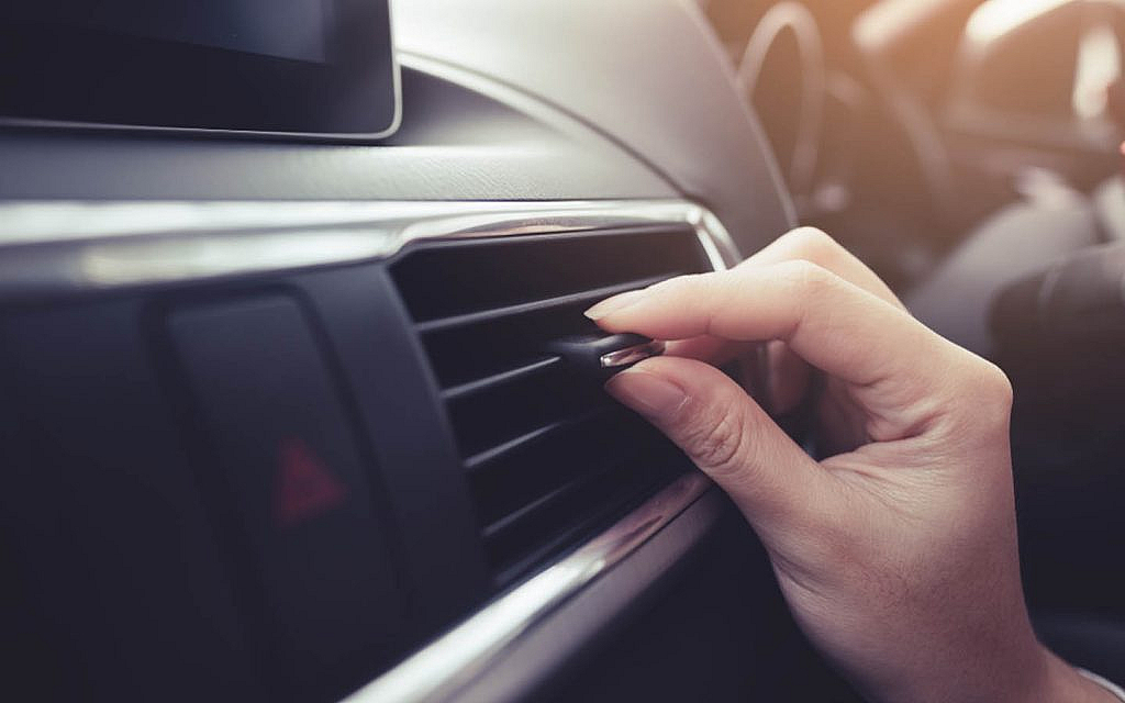 نظام التكييف والتدفئة في السيارة