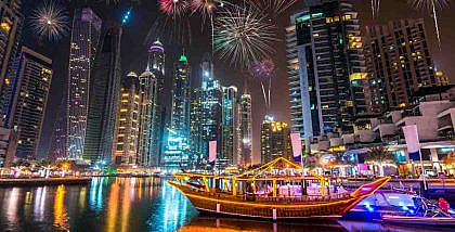 قارب وأحتفالات رأس السنة