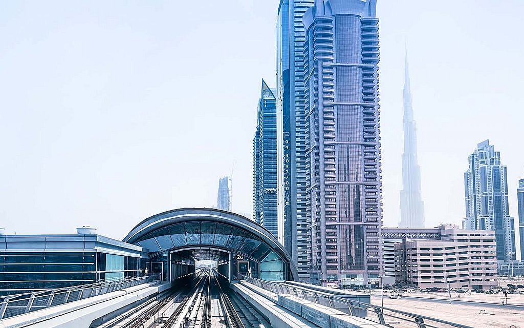 نفق مترو دبي