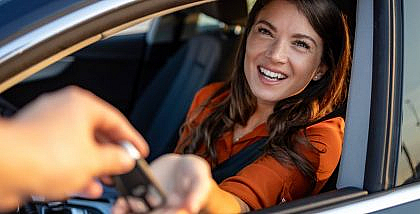 Benefits of renting a car monthly