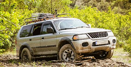 Emergency off-road recovery when stuck
