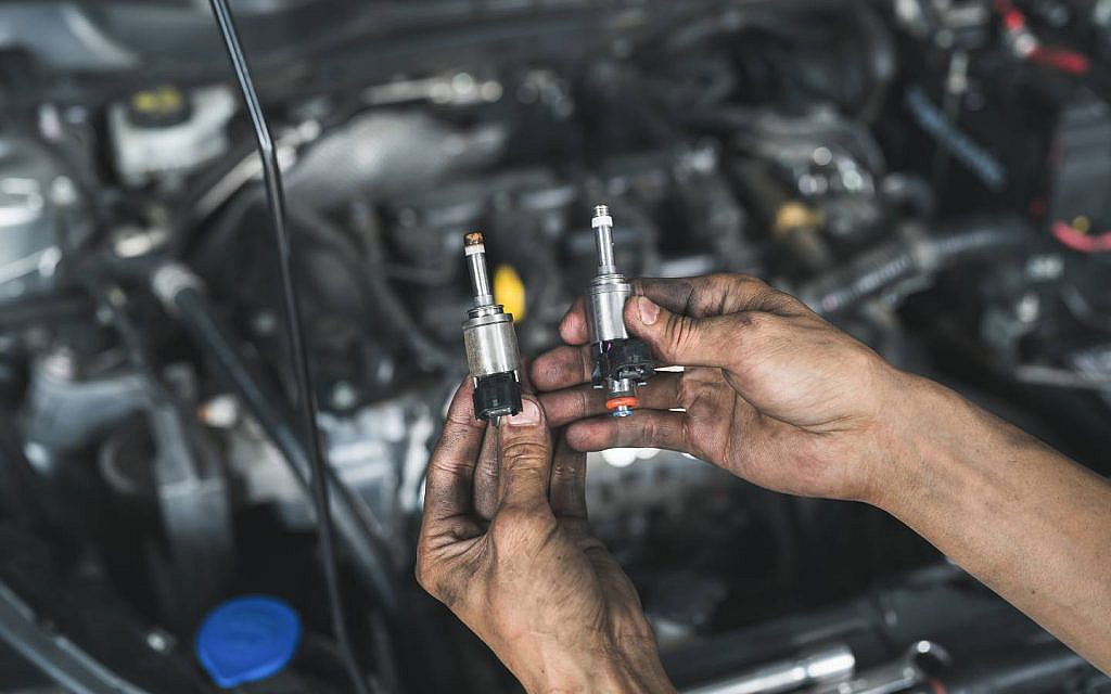 bad fuel injectors can also cause leakage