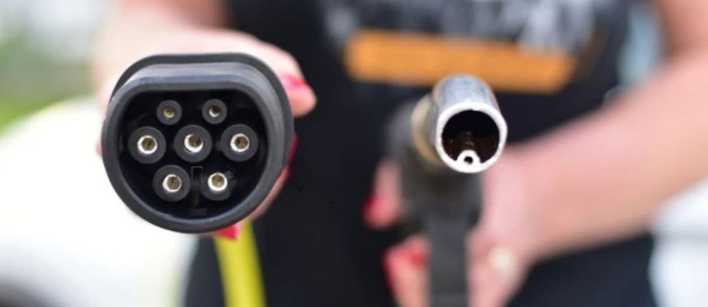 EV vs Petrol Cars