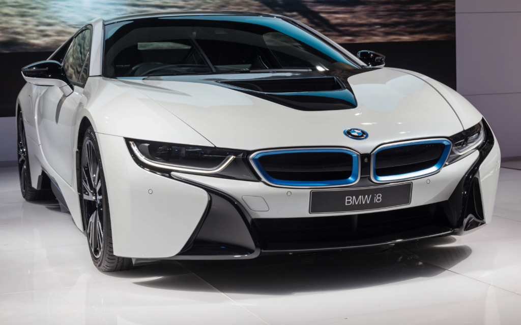 بي ام دبليو i8