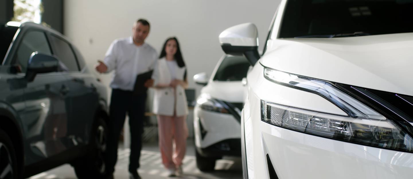 Pros and Cons of Renting an Electric Car