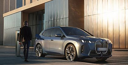 First Look: BMW iX