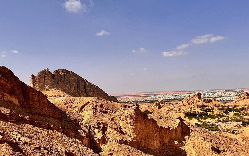 beside the Dubai to GCC winter road trip destinations, there are many great spots like al ain in the UAE