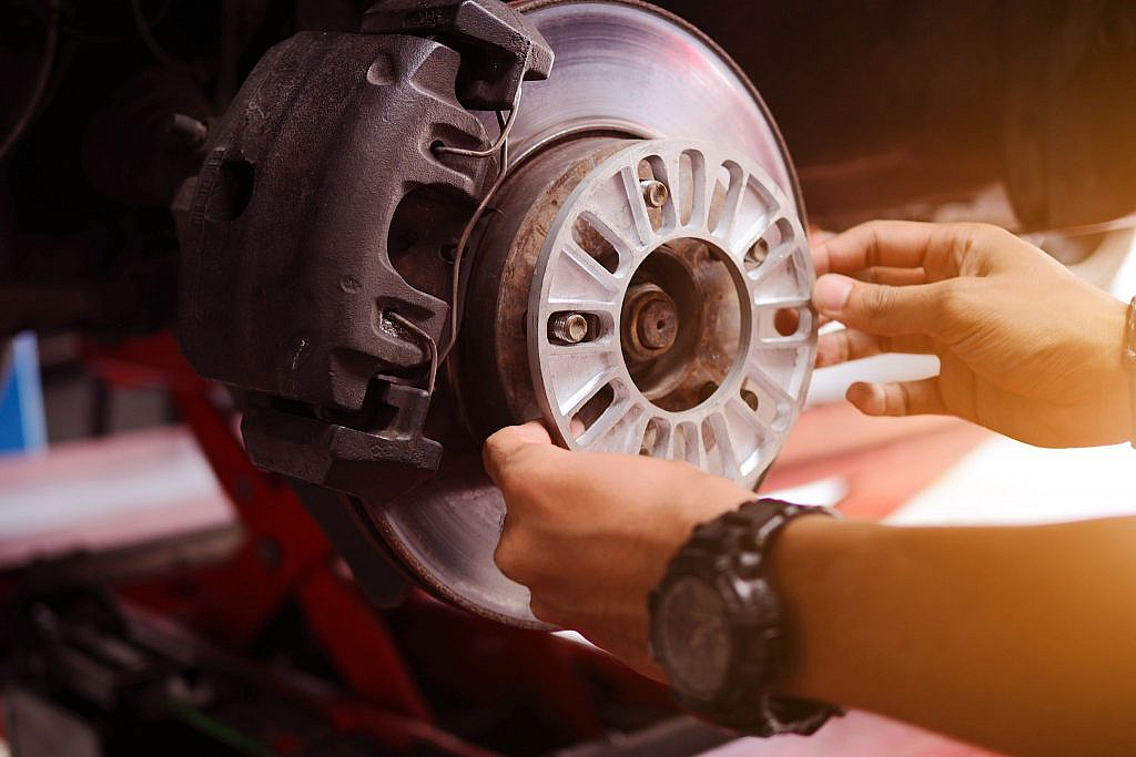Wheel spencer can alter the vehicle's track width