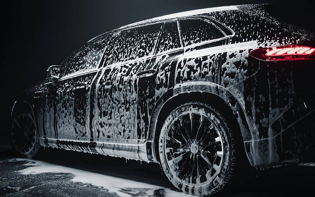 one of the off-road vehicle storage tips is to clean the vehicle beforehand