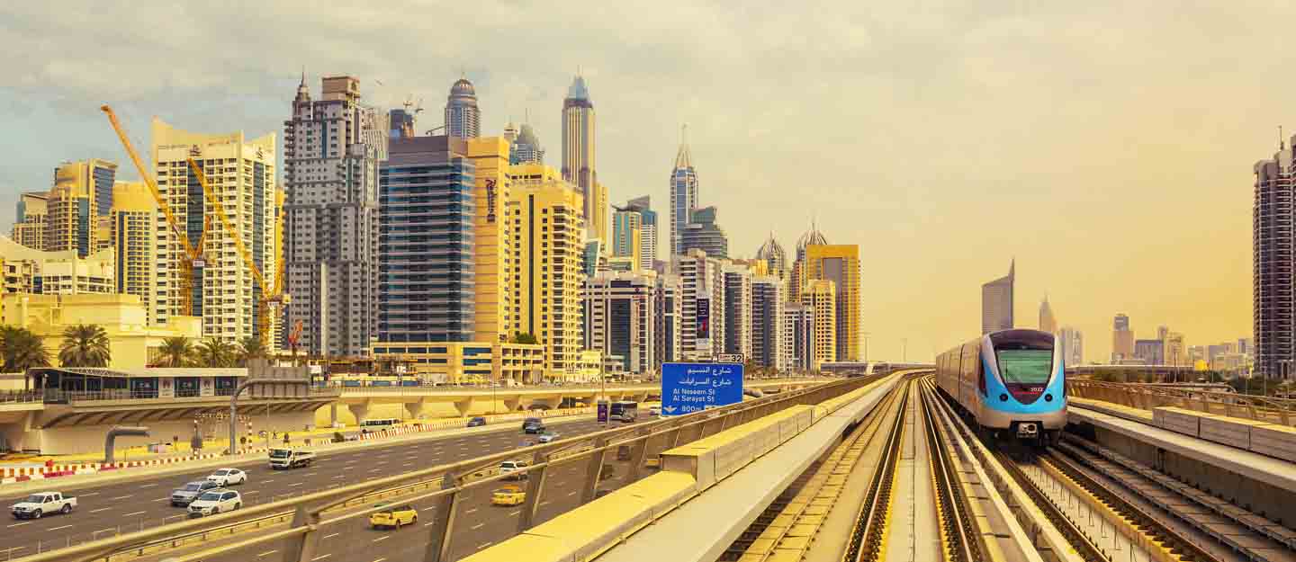 مترو في الإمارات