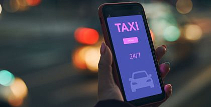 Book a taxi in the UAE easily with various online and offline options