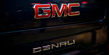 GMC Denali trim