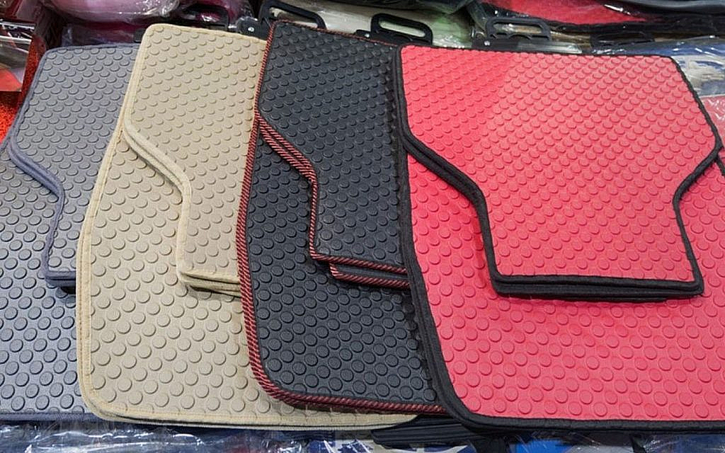 Different types of floor mats