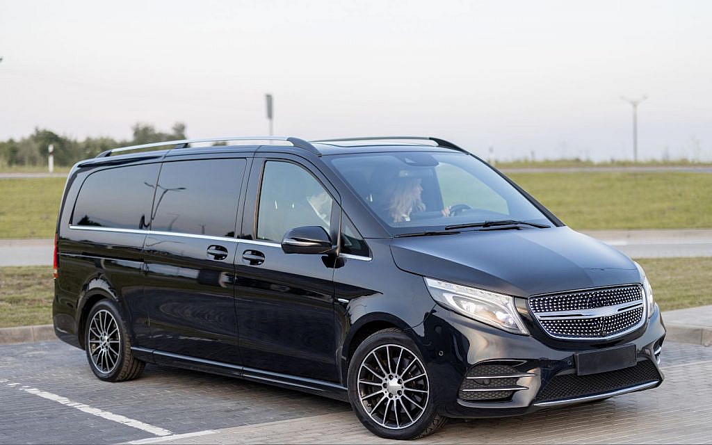 Minivans combine versatility, practicality and comfort for every journey.