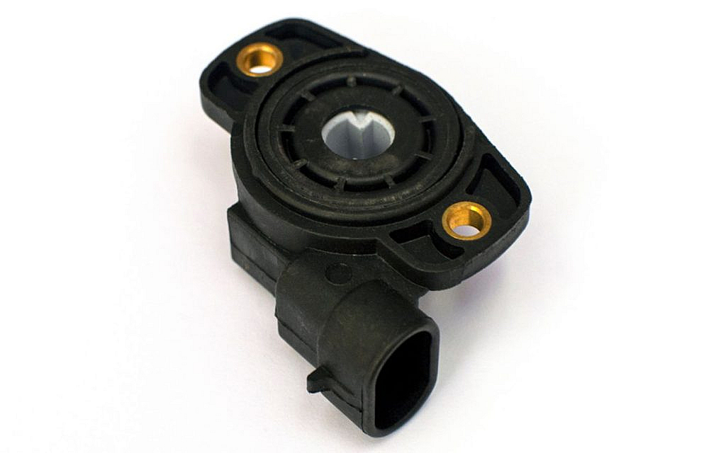 Throttle control mechanism in cars