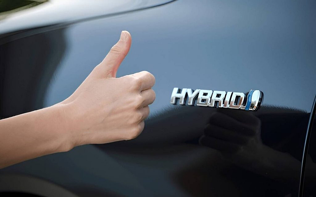 Mild Hybrid vs Full Hybrid vs Plug-In comparison gives an overview about these types of vehicles