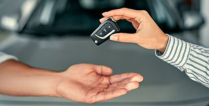 Essential Courtesy Moves After Borrowing Someone’s Car