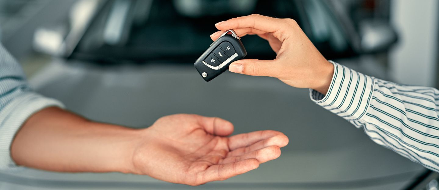 Essential Courtesy Moves After Borrowing Someone’s Car