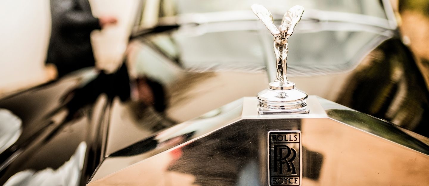 image of rolls royce hood ornament
