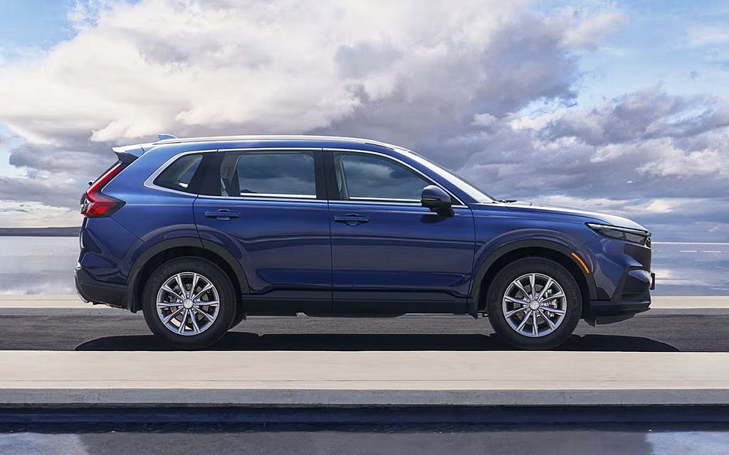 Honda's popular models in the UAE's used car market are known for their advanced technology and efficient performance.