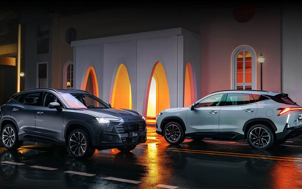 SUVs by Soueast motors