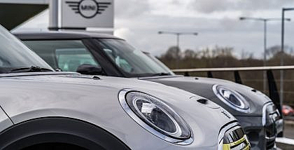 MINI car showrooms in the UAE