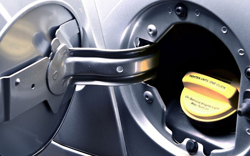 fuel cap expands in heat – here’s what to do