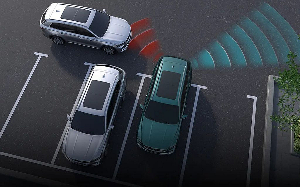 Geely’s Monjaro Rear Cross Traffic Alert working