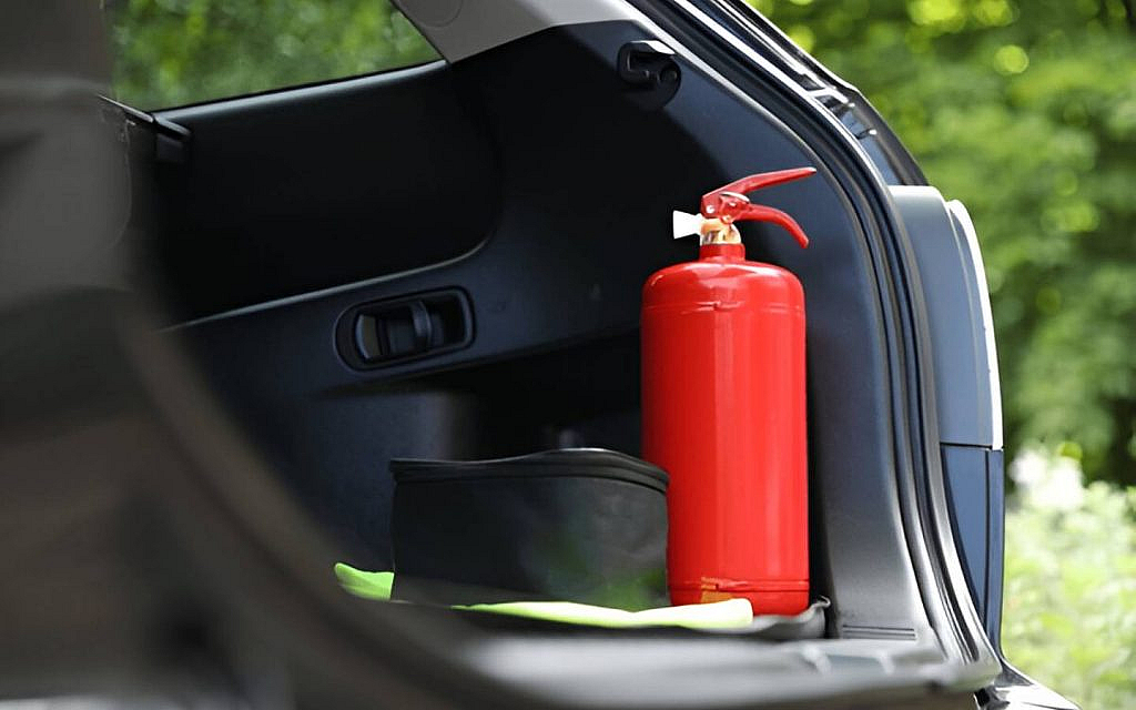 Vehicle fire extinguisher tips for buying and maintenance