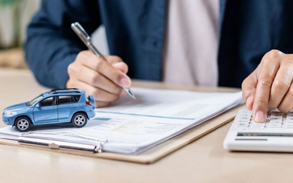 A rental business owner calculating operational cost