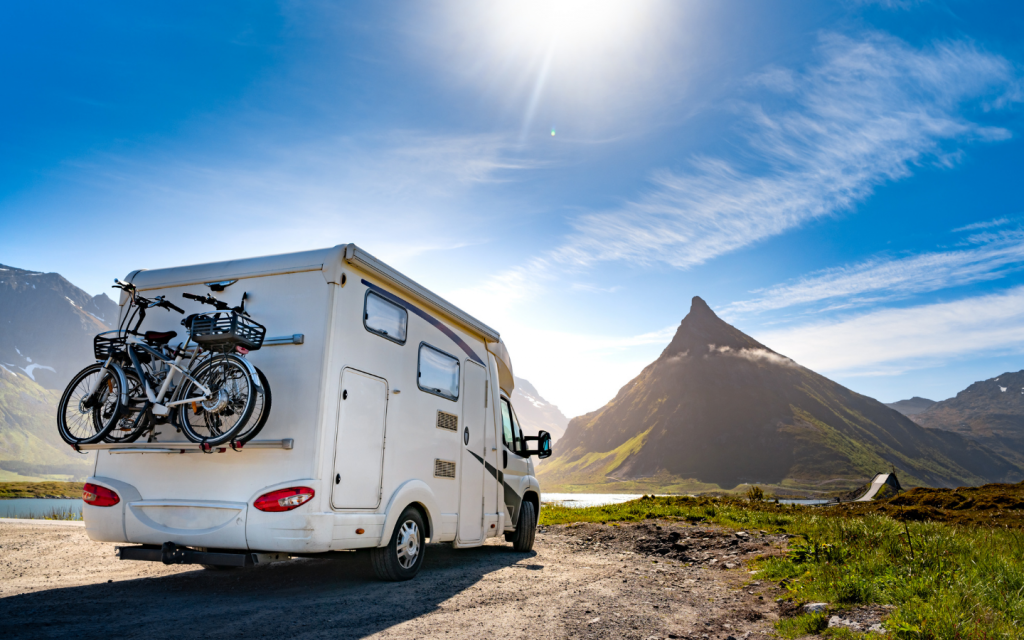 Dubai motorhome rental companies such as Campr