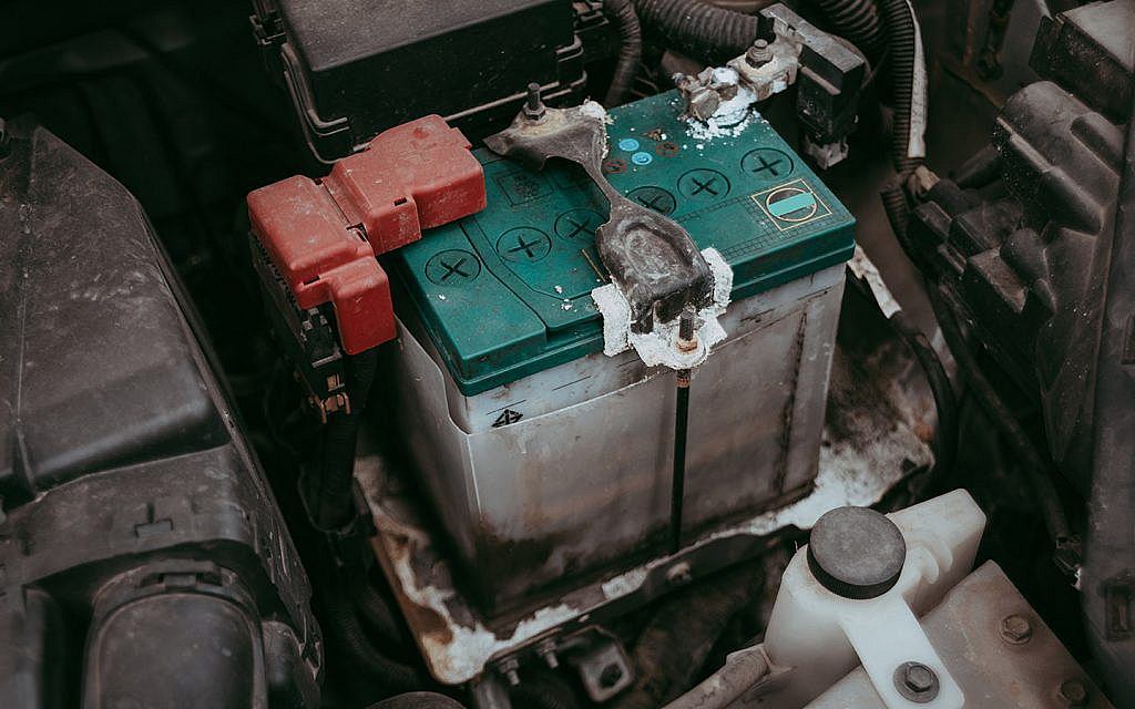 بطارية سيارة