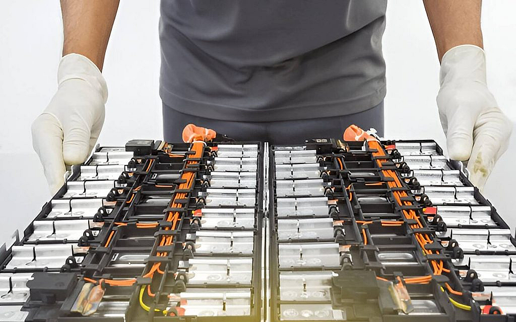 EV battery disposal ensures environmental sustainability