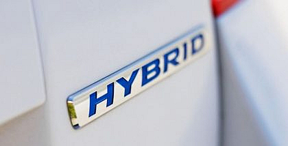 Manual transmission hybrid vehicles