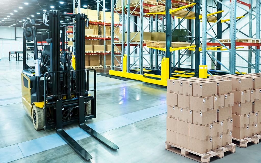 safe forklift operation guidelines