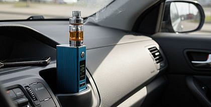 مخاطر استخدام الفيب في السيارة