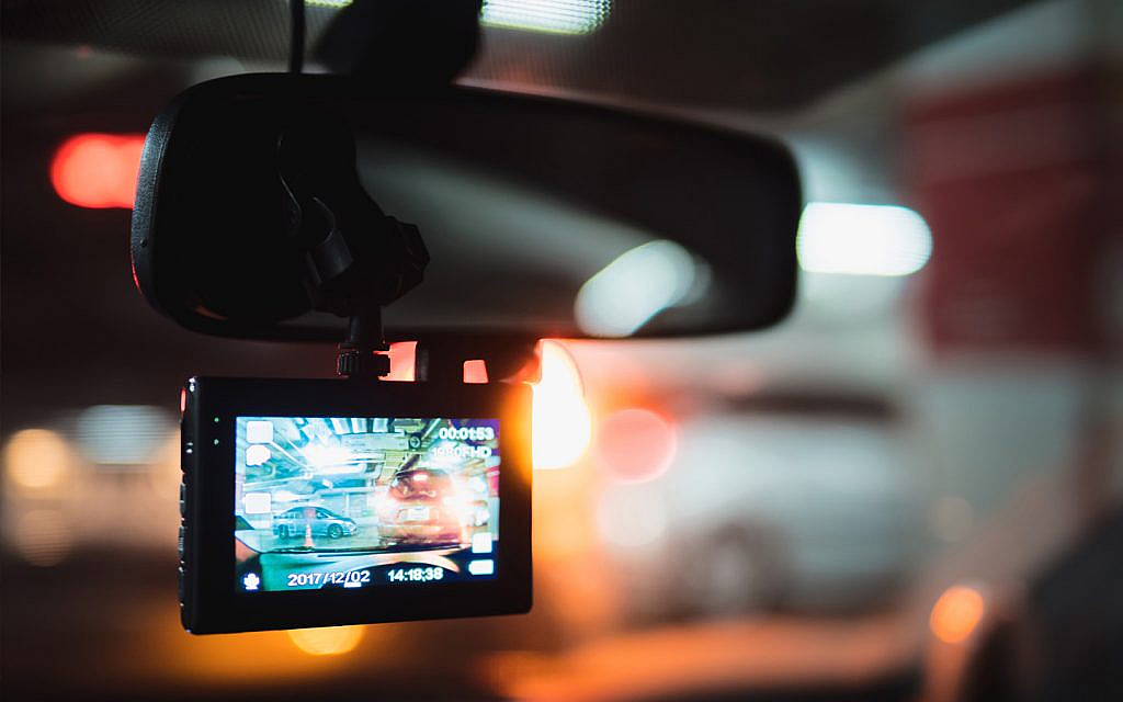 use dashcams that are safe for your vehicle