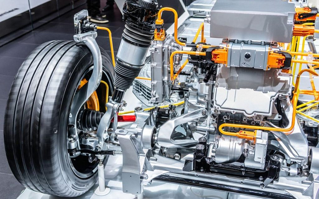 The complex electric motor system of an EV
