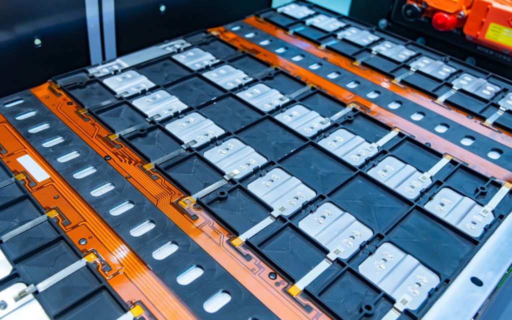 بطارية سيارة تحتوي على النيكل