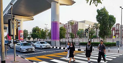 Smart pedestrian signals in Dubai for safe experience