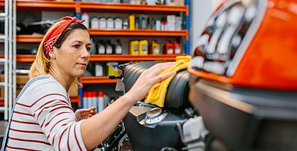 easy motorcycle seat reupholstery tips and process explained