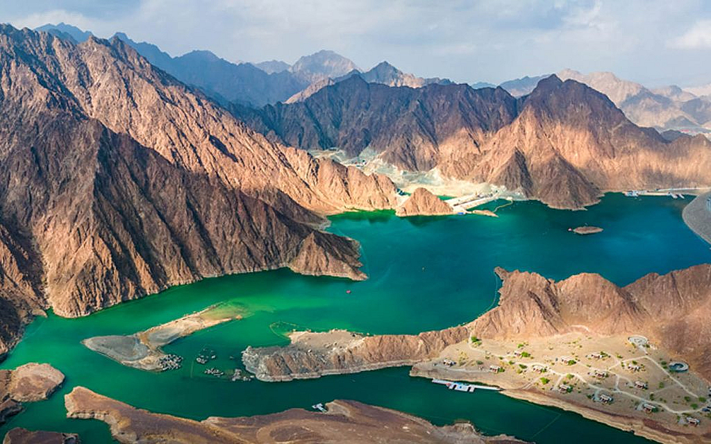 places to go on a road trip in the UAE