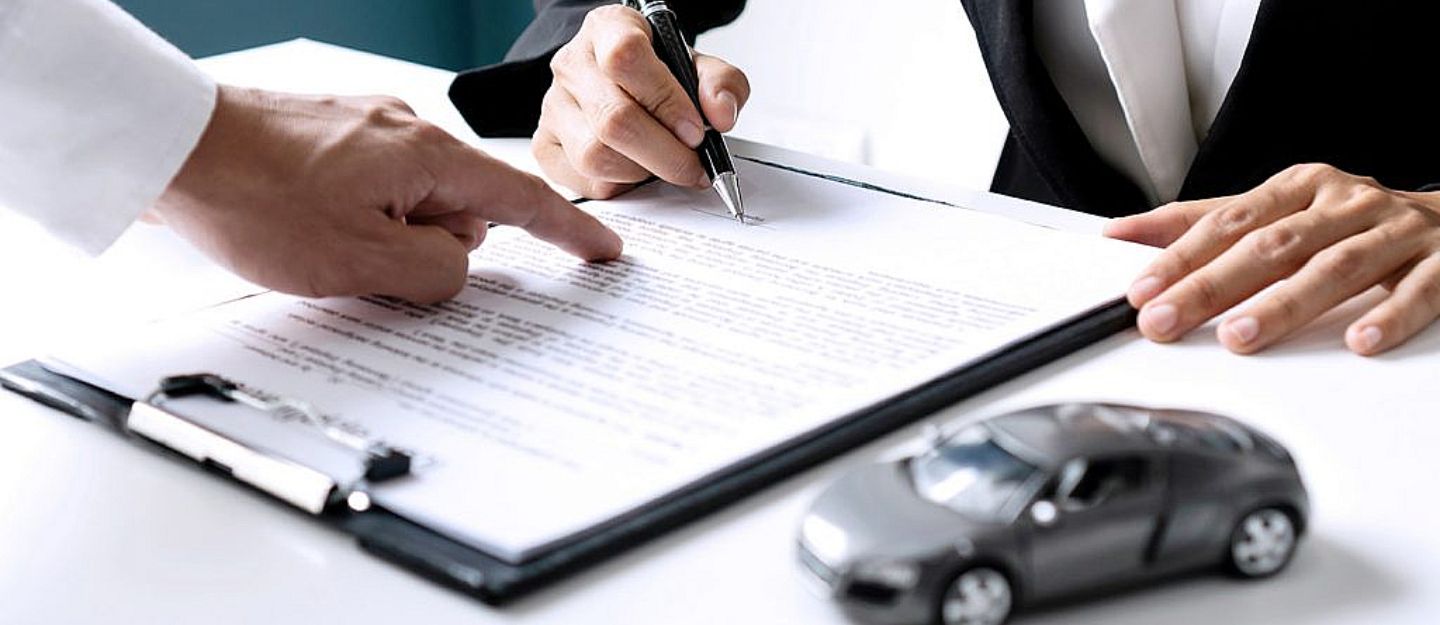 several factors determine car insurance premium in the UAE