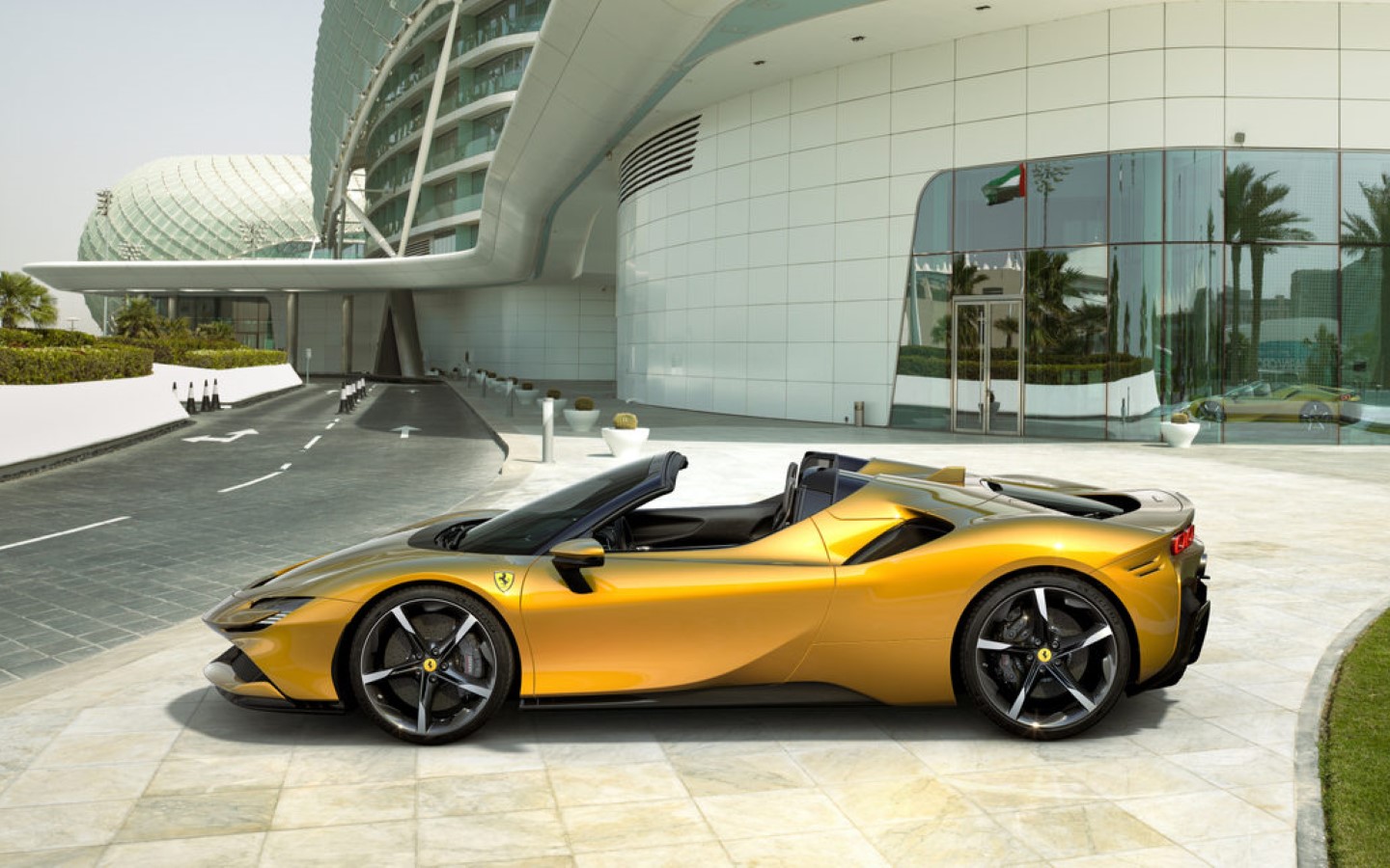 فيراري SF90 Spider