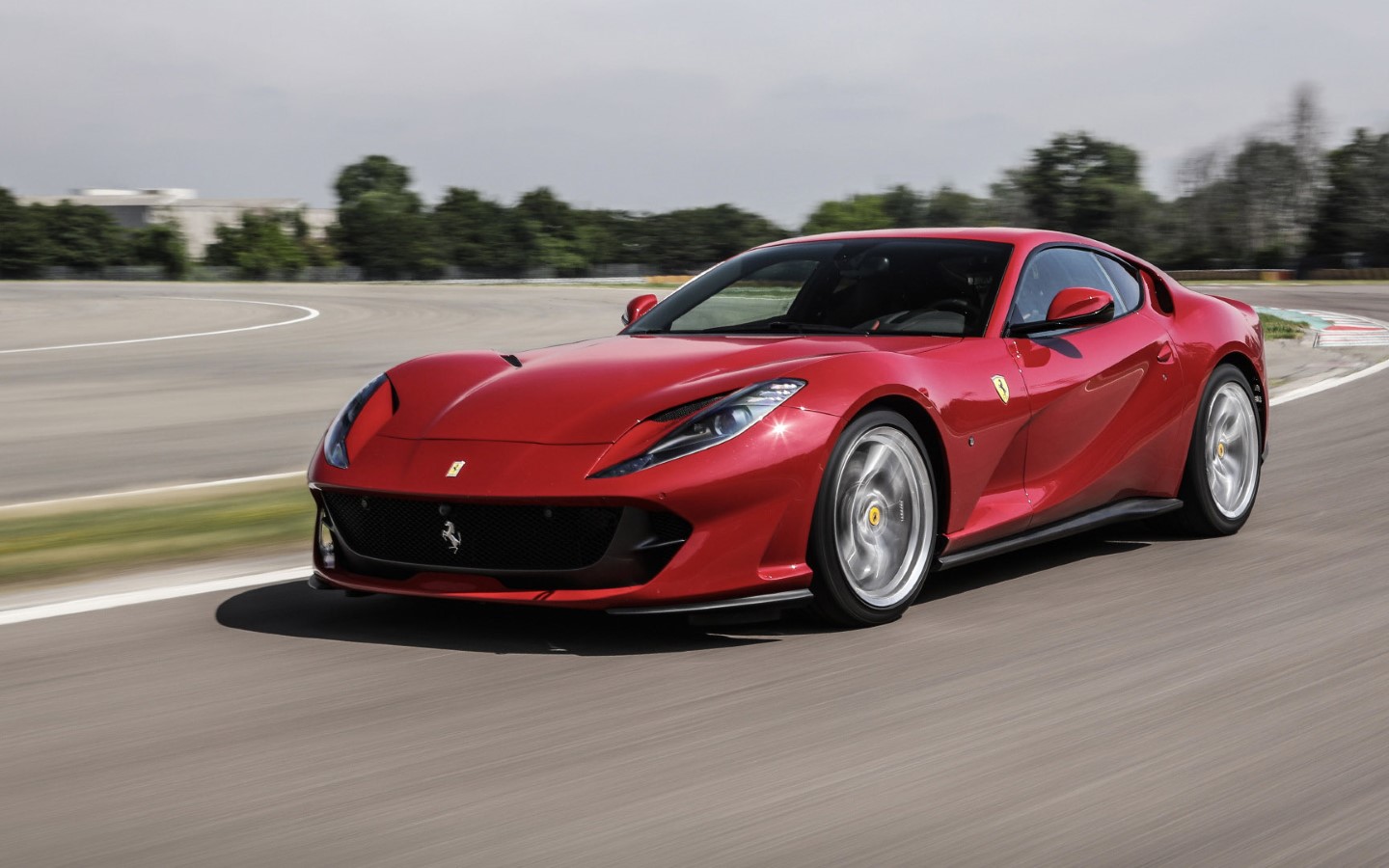 فيراري 812 Superfast